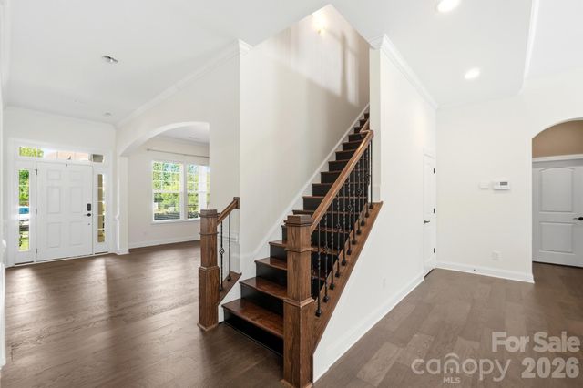 102 Chadderton Way, Waxhaw, NC 28173