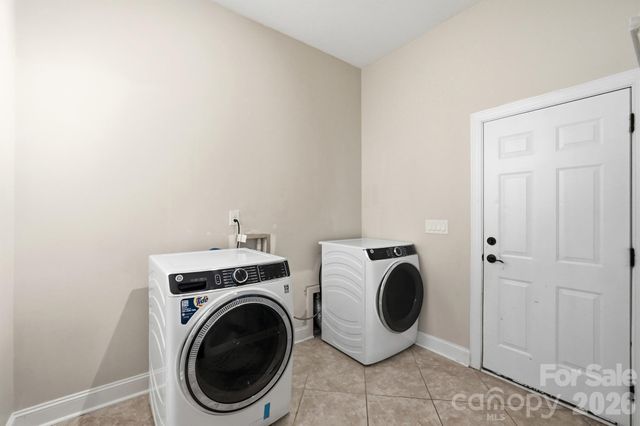 102 Chadderton Way, Waxhaw, NC 28173