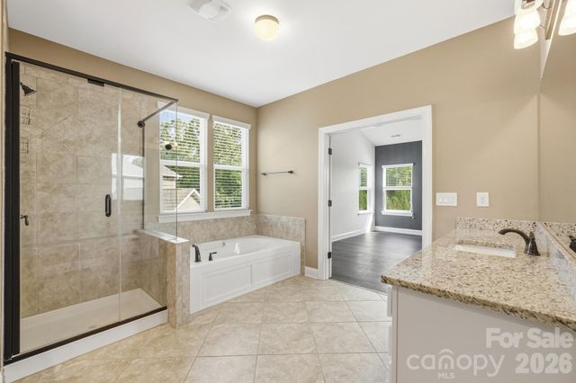 102 Chadderton Way, Waxhaw, NC 28173