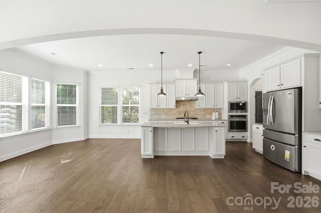 102 Chadderton Way, Waxhaw, NC 28173