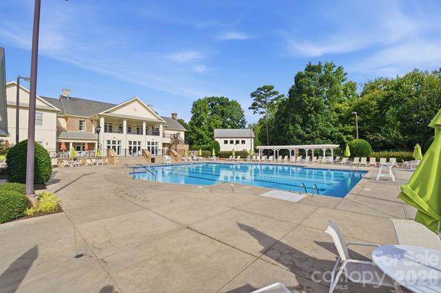 102 Chadderton Way, Waxhaw, NC 28173
