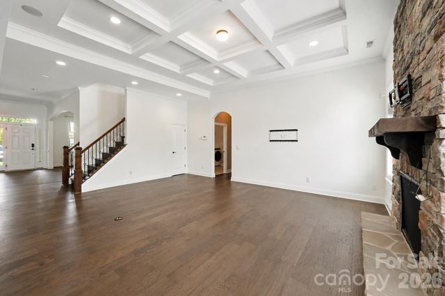 102 Chadderton Way, Waxhaw, NC 28173
