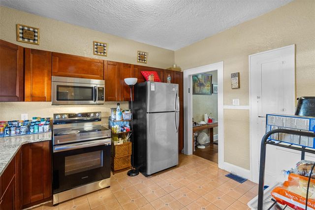 1900 17TH STREET S, St Petersburg, FL 33712