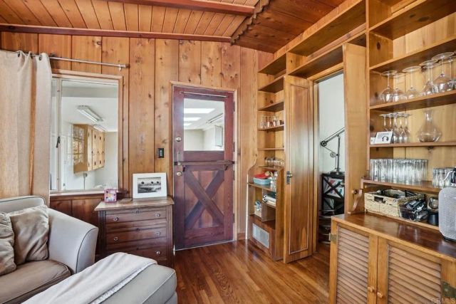 4999 Resmar Road, La Mesa, CA 91941