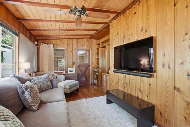 4999 Resmar Road, La Mesa, CA 91941