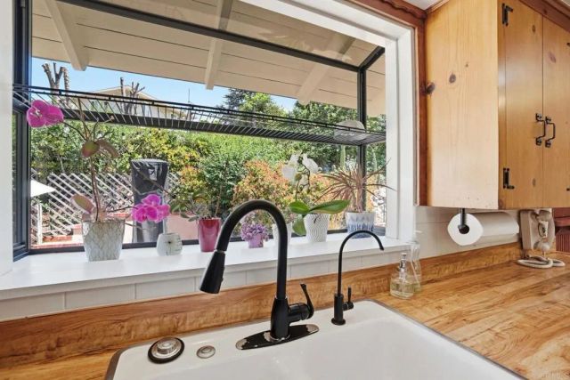 4999 Resmar Road, La Mesa, CA 91941