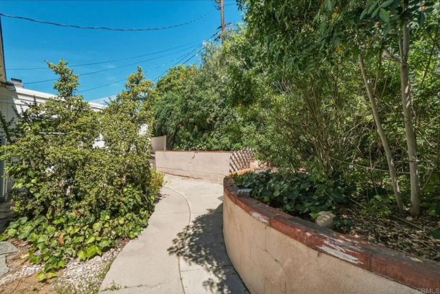 4999 Resmar Road, La Mesa, CA 91941