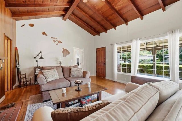 4999 Resmar Road, La Mesa, CA 91941