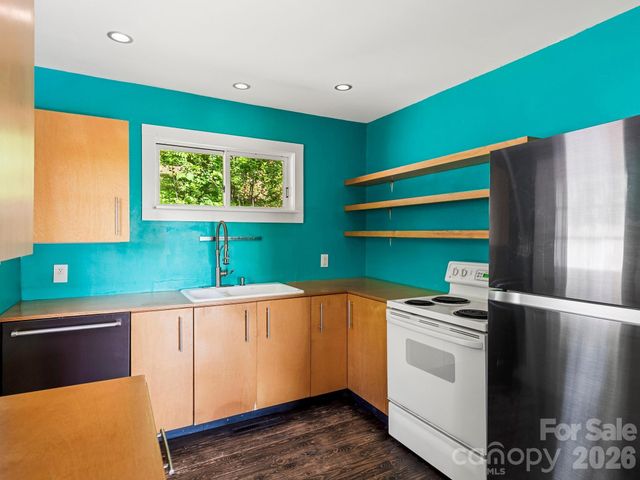 36 Robinwood Avenue, Asheville, NC 28806