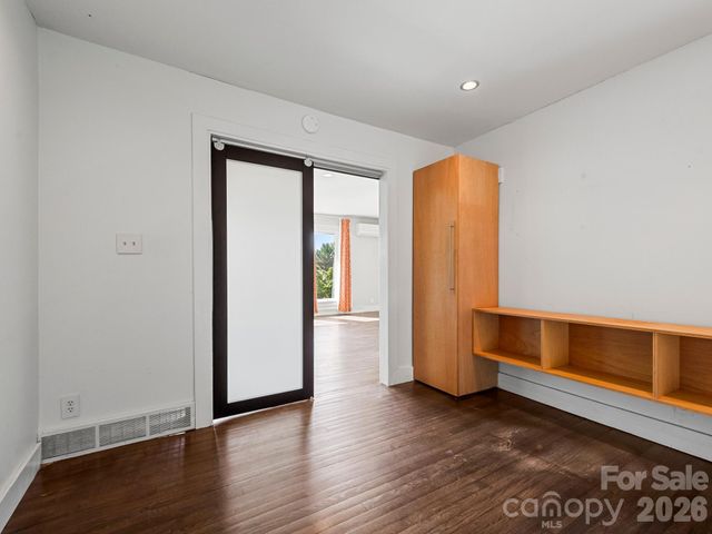 36 Robinwood Avenue, Asheville, NC 28806