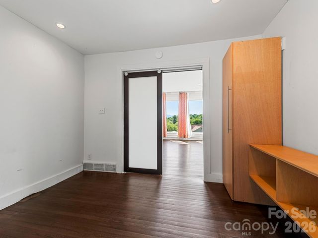 36 Robinwood Avenue, Asheville, NC 28806