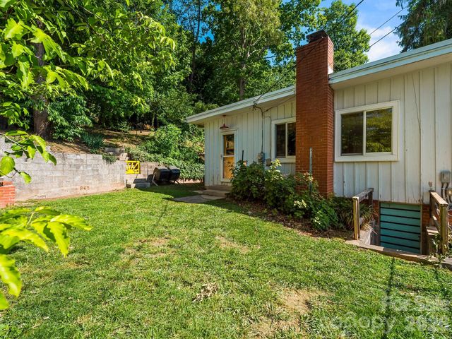 36 Robinwood Avenue, Asheville, NC 28806