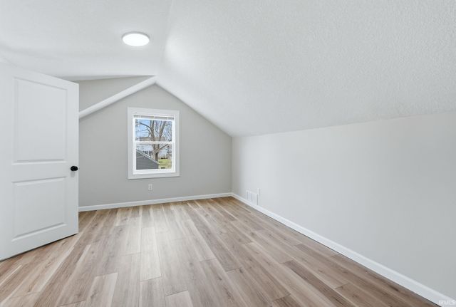 4018 S Park Drive, Fort Wayne, IN 46806