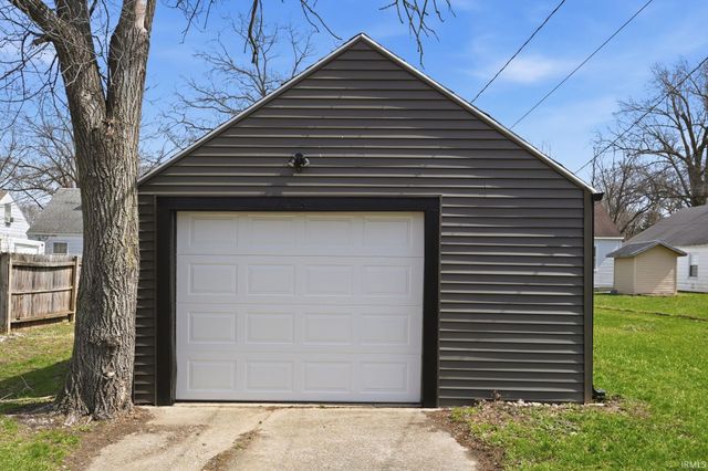 4018 S Park Drive, Fort Wayne, IN 46806