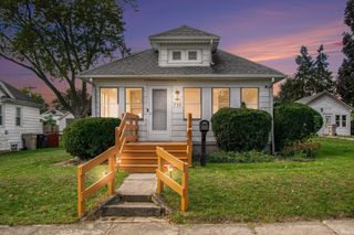 715 S 35 Street, South Bend, IN 46615