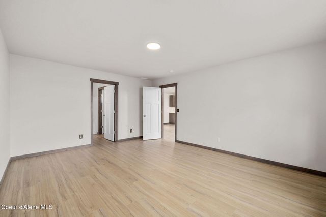 11992 N LENNON LN, Rathdrum, ID 83858