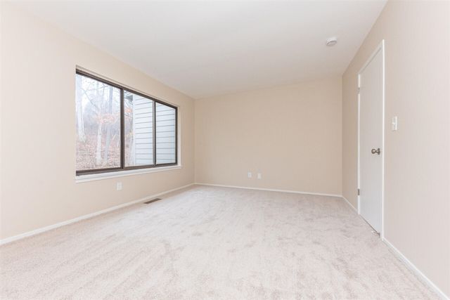 3021 Lake Haven Court, Ann Arbor, MI 48105