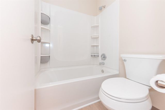 3021 Lake Haven Court, Ann Arbor, MI 48105