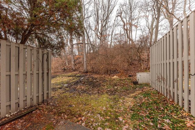 3021 Lake Haven Court, Ann Arbor, MI 48105