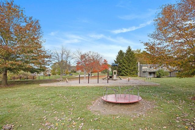 3021 Lake Haven Court, Ann Arbor, MI 48105