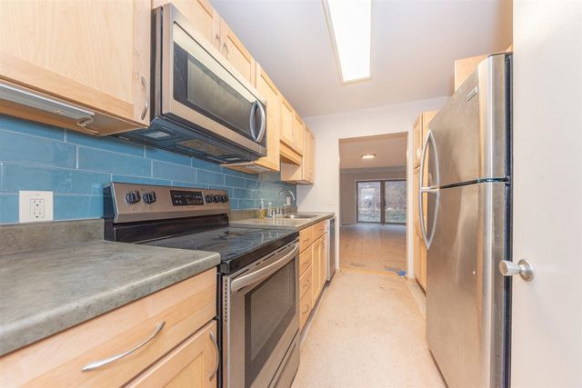 3021 Lake Haven Court, Ann Arbor, MI 48105