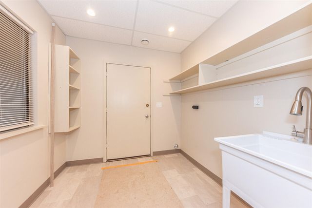 3021 Lake Haven Court, Ann Arbor, MI 48105