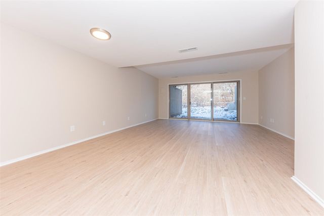 3021 Lake Haven Court, Ann Arbor, MI 48105