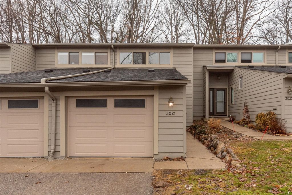 3021 Lake Haven Court, Ann Arbor, MI 48105
