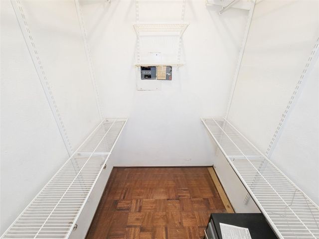 10047 Westpark Drive 21, Houston, TX 77042