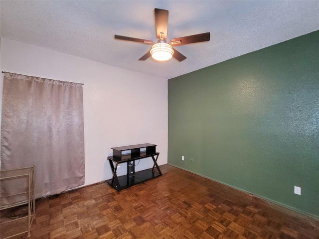10047 Westpark Drive 21, Houston, TX 77042