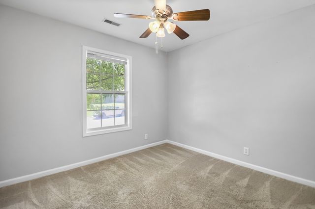 1644 Cedar Springs Cir, Clarksville, TN 37042