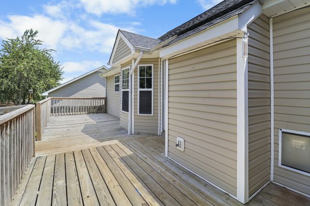 1644 Cedar Springs Cir, Clarksville, TN 37042
