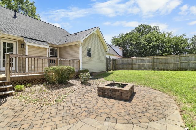 1644 Cedar Springs Cir, Clarksville, TN 37042