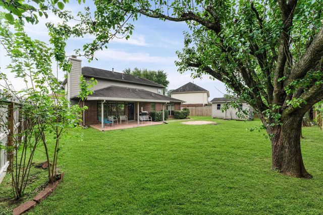 10822 Spruce Drive S, La Porte, TX 77571