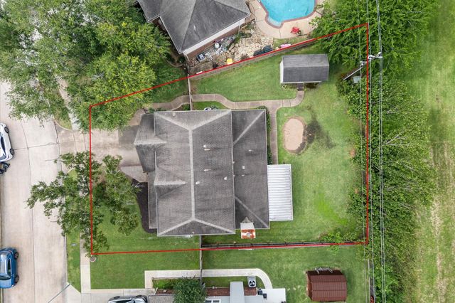 10822 Spruce Drive S, La Porte, TX 77571