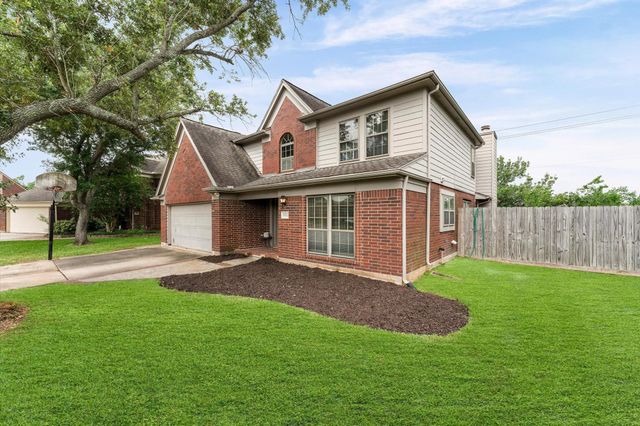 10822 Spruce Drive S, La Porte, TX 77571