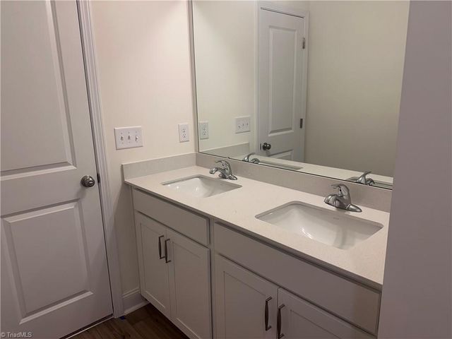 1304 Hammond Drive, Mebane, NC 27302