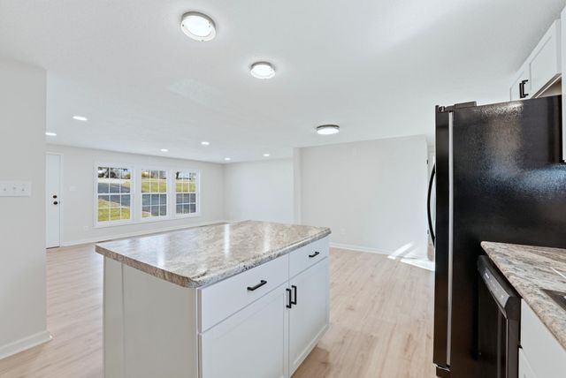 5065 E 1200 N, Roanoke, IN 46783