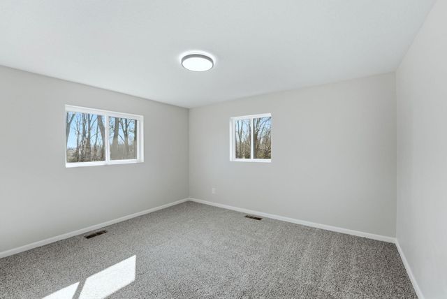 5065 E 1200 N, Roanoke, IN 46783