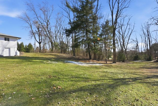 5065 E 1200 N, Roanoke, IN 46783