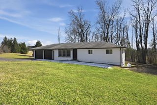 5065 E 1200 N, Roanoke, IN 46783