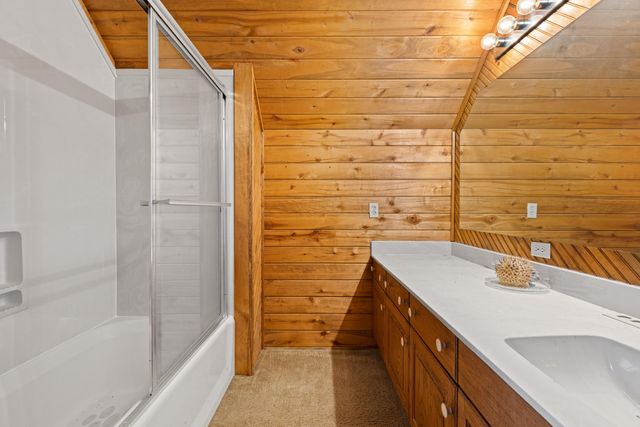 947 Pumpkin Center Rd, Marshall, TX 75672