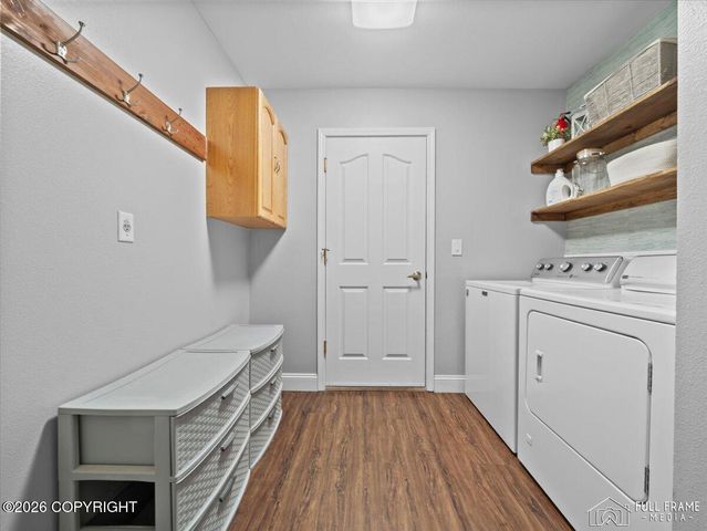 1115 W Joan Of Arc Road, Palmer, AK 99645