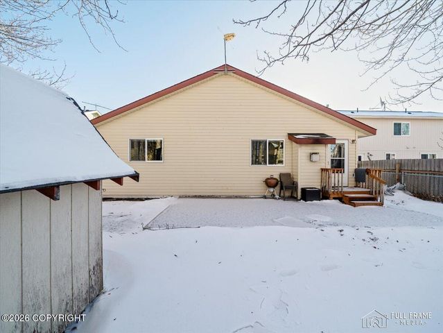 1115 W Joan Of Arc Road, Palmer, AK 99645