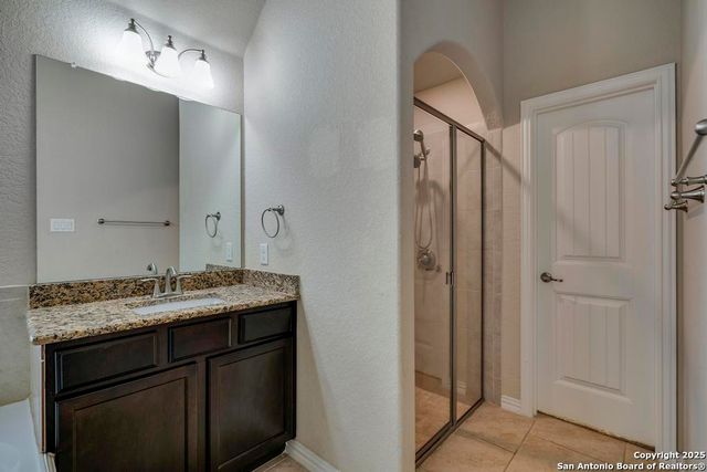 8815 Hideout Bend, San Antonio, TX 78254