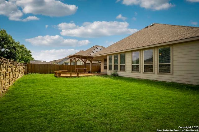 8815 Hideout Bend, San Antonio, TX 78254