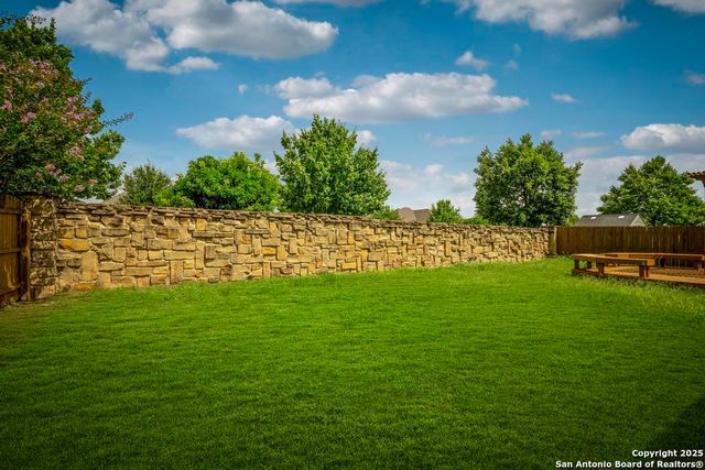 8815 Hideout Bend, San Antonio, TX 78254