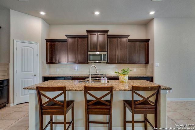 8815 Hideout Bend, San Antonio, TX 78254