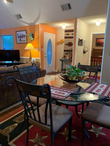 399 Cimarron Trl, Holly Lake Ranch, TX 75765