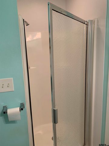 399 Cimarron Trl, Holly Lake Ranch, TX 75765